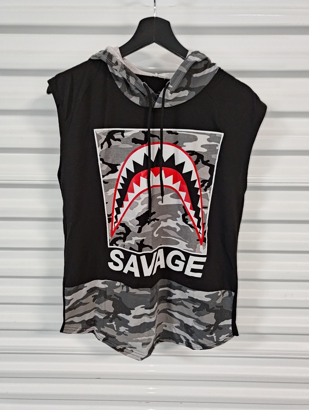 Fresh Laundry Savage Camo Sleeveless Hoodie Shirt M